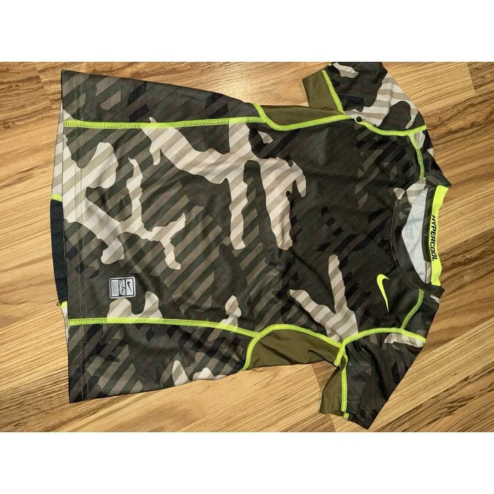 Nike Pro Combat Boys Dri Fit Youth Sz XS 6 7 Hypercool‎ Fitted Lot Of 3 EUC